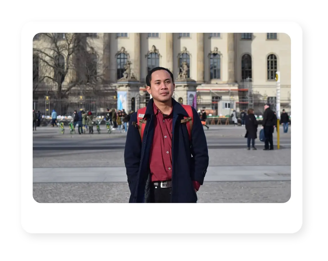 Alumni-FLIP-Education-ooo-1.webp